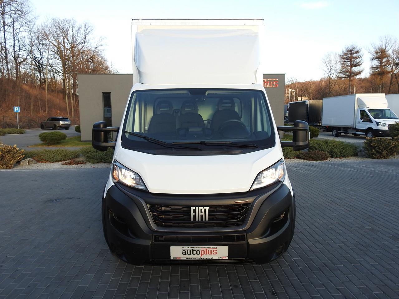 FIAT DUCATO BOX LIFT 8 PALLETS CRUISE CONTROL AIR CONDITIONING 180HP - Xe tải nhỏ thùng kín: hình 5 FIAT DUCATO BOX LIFT 8 PALLETS CRUISE CONTROL AIR CONDITIONING 180HP - Xe tải nhỏ thùng kín: hình 5