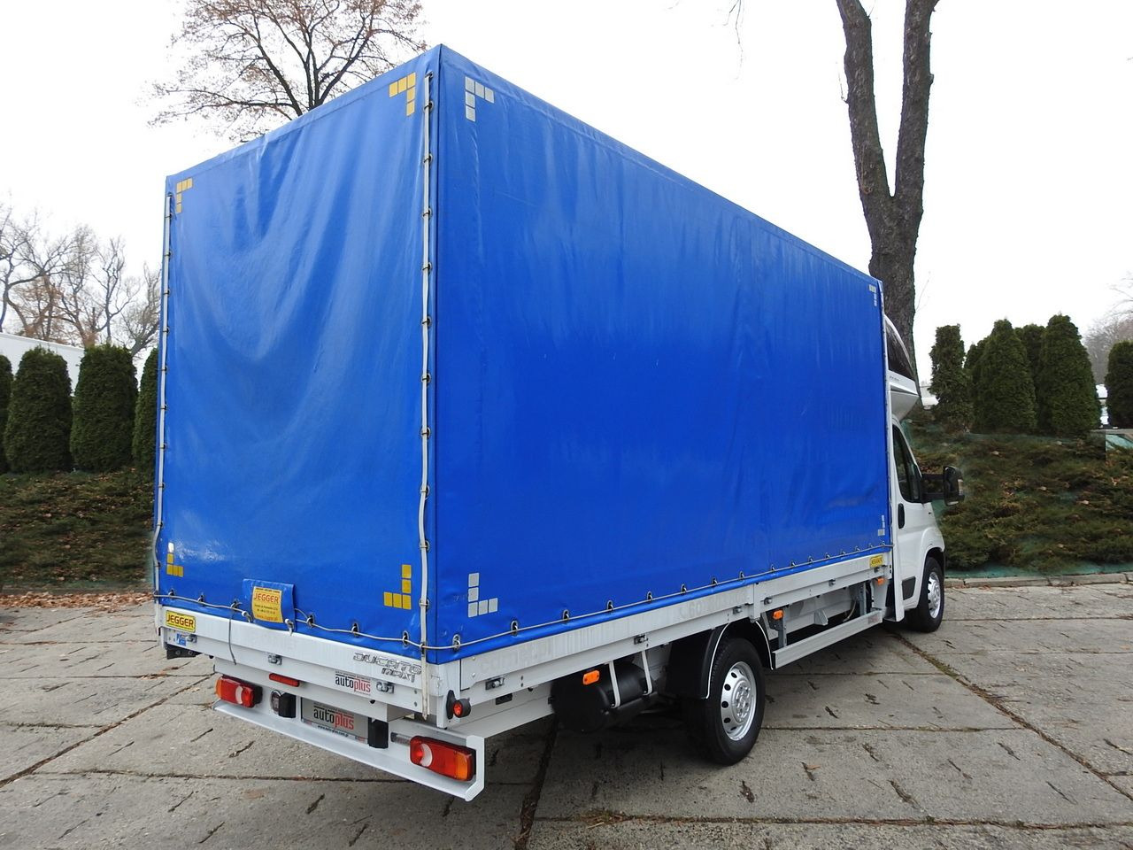 FIAT DUCATO - Xe van thùng mui bạt: hình 3 FIAT DUCATO - Xe van thùng mui bạt: hình 3