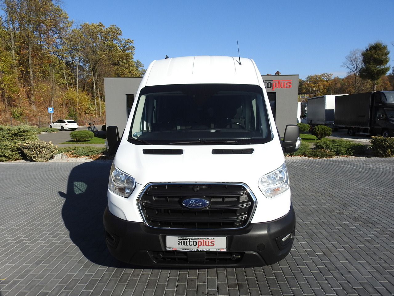 FORD TRANSIT BOX DELIVERY VAN 6 SEATS CRUISE CONTROL AIR CONDITIONING LED LIGHTS 130HP - Xe van chở hàng: hình 5 FORD TRANSIT BOX DELIVERY VAN 6 SEATS CRUISE CONTROL AIR CONDITIONING LED LIGHTS 130HP - Xe van chở hàng: hình 5