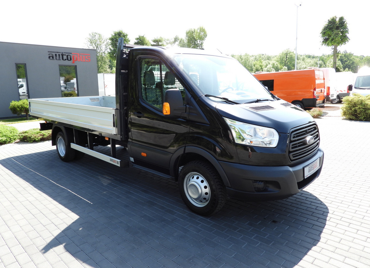 FORD TRANSIT STAKE BODY 8 PALLETS CRUISE CONTROL TWIN WHEELS AIR CONDITIONING 125HP - Xe tải nhỏ phẳng: hình 4 FORD TRANSIT STAKE BODY 8 PALLETS CRUISE CONTROL TWIN WHEELS AIR CONDITIONING 125HP - Xe tải nhỏ phẳng: hình 4