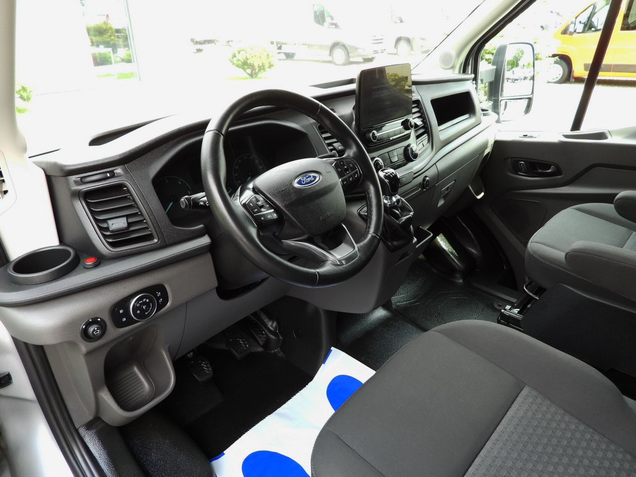 FORD TRANSIT TARPAULIN 10 PALLETS WEBASTO CRUISE CONTROL LED LIGHTS PNEUMATICS AIR CONDITIONING 160HP - Xe van thùng mui bạt: hình 2 FORD TRANSIT TARPAULIN 10 PALLETS WEBASTO CRUISE CONTROL LED LIGHTS PNEUMATICS AIR CONDITIONING 160HP - Xe van thùng mui bạt: hình 2