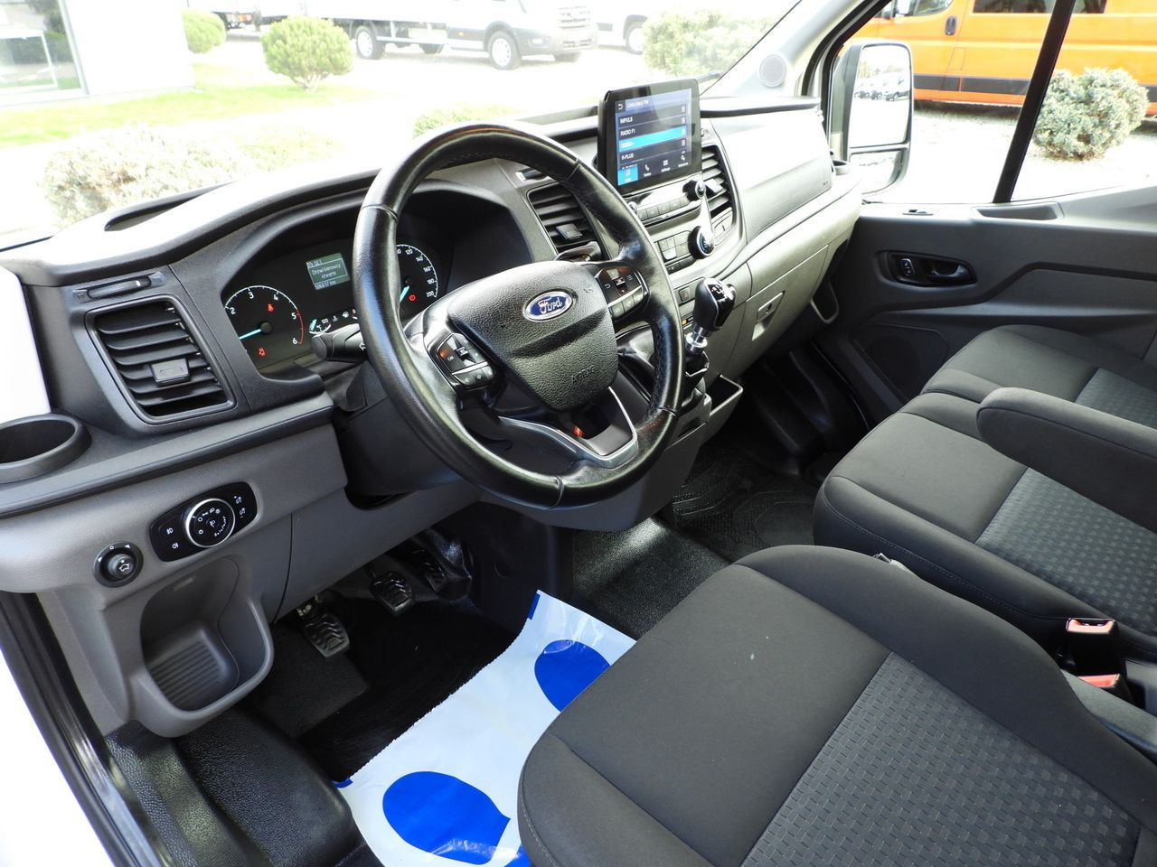 FORD TRANSIT TIPPER CRUISE CONTROL LED LIGHTS TWIN WHEELS AIR CONDITIONING 130HP - Xe ben nhỏ: hình 2 FORD TRANSIT TIPPER CRUISE CONTROL LED LIGHTS TWIN WHEELS AIR CONDITIONING 130HP - Xe ben nhỏ: hình 2