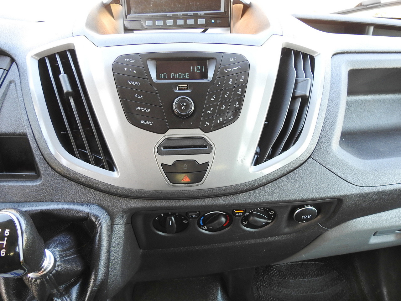 Xe ben nhỏ FORD TRANSIT TIPPER DOUBLE CABIN DOKA 6 SEATS CRUISE CONTROL AIR CONDITIONING 130HP: hình 35 Xe ben nhỏ FORD TRANSIT TIPPER DOUBLE CABIN DOKA 6 SEATS CRUISE CONTROL AIR CONDITIONING 130HP: hình 35