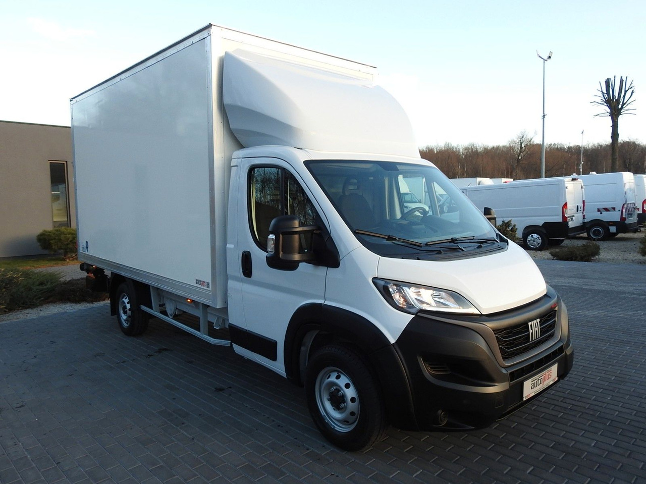 Fiat DUCATO KOFFER AUFZUG 8 PALETTEN TEMPOMAT - Xe tải nhỏ thùng kín: hình 4 Fiat DUCATO KOFFER AUFZUG 8 PALETTEN TEMPOMAT - Xe tải nhỏ thùng kín: hình 4