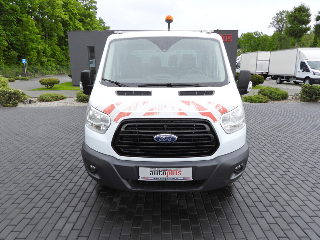 Ford TRANSIT KIPPER DOPPELKABINE DOKA 6 SITZE - Xe ben nhỏ, Xe tải van: hình 5 Ford TRANSIT KIPPER DOPPELKABINE DOKA 6 SITZE - Xe ben nhỏ, Xe tải van: hình 5