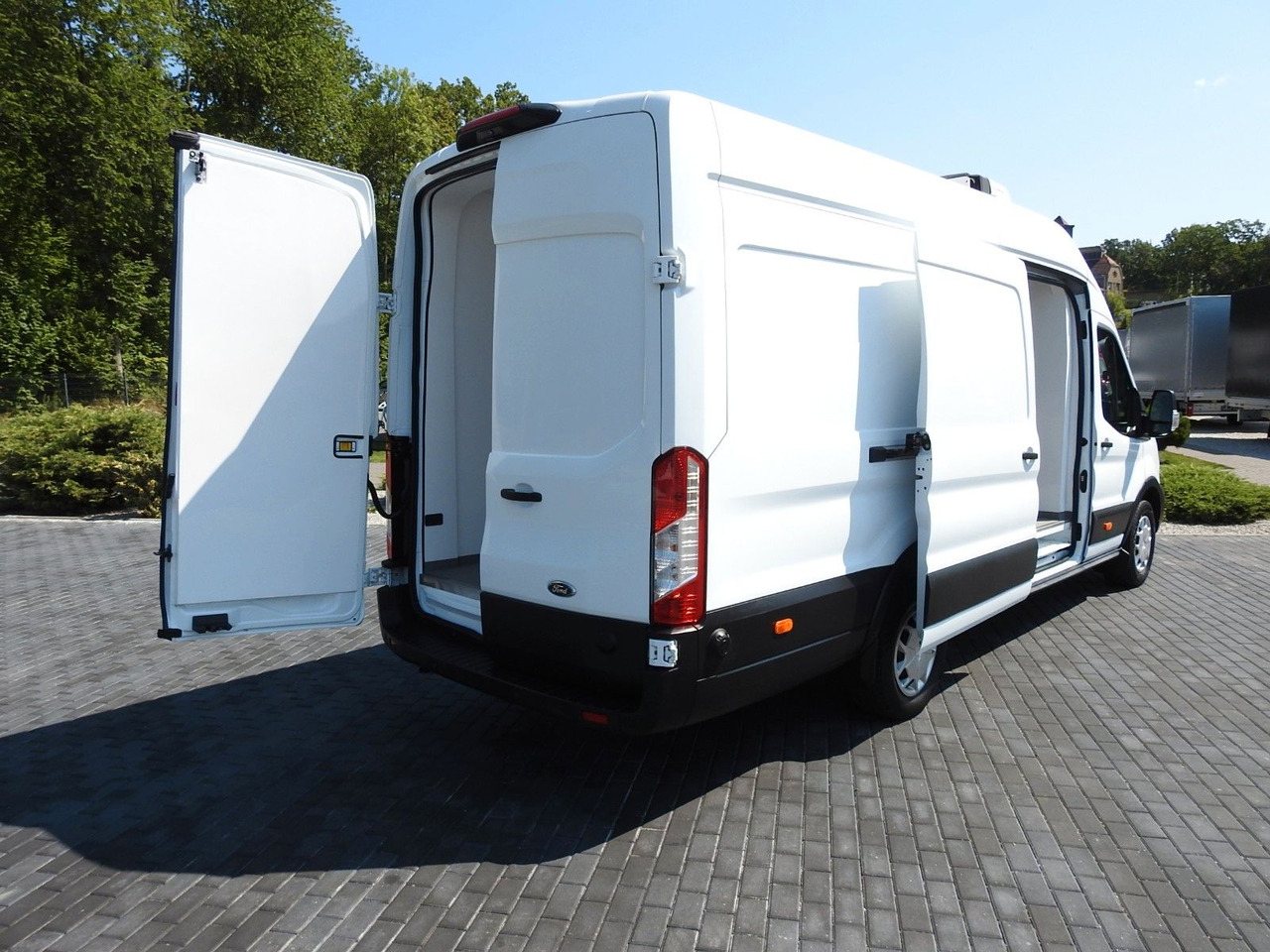 Ford TRANSIT KÜHLKASTENWAGEN 0*C HEIZFUNKTION Ford TRANSIT KÜHLKASTENWAGEN 0*C HEIZFUNKTION - Xe van đông lạnh: hình 3 Ford TRANSIT KÜHLKASTENWAGEN 0*C HEIZFUNKTION Ford TRANSIT KÜHLKASTENWAGEN 0*C HEIZFUNKTION - Xe van đông lạnh: hình 3