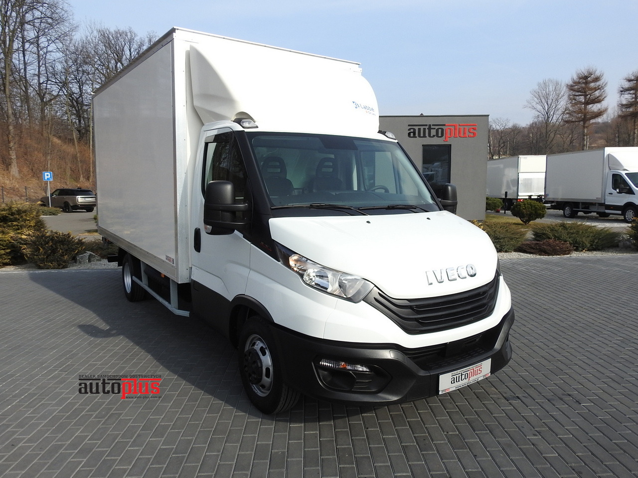 IVECO DAILY 35C16 BOX LIFT 8 PALLETS CRUISE CONTROL TWIN WHEELS AIR CONDITIONING 160HP - Xe tải nhỏ thùng kín: hình 1 IVECO DAILY 35C16 BOX LIFT 8 PALLETS CRUISE CONTROL TWIN WHEELS AIR CONDITIONING 160HP - Xe tải nhỏ thùng kín: hình 1