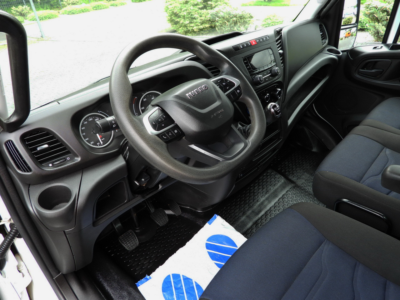 IVECO DAILY 35C16 TIPPER CRUISE CONTROL AIR CONDITIONING TWIN WHEELS 160HP - Xe ben nhỏ: hình 2 IVECO DAILY 35C16 TIPPER CRUISE CONTROL AIR CONDITIONING TWIN WHEELS 160HP - Xe ben nhỏ: hình 2