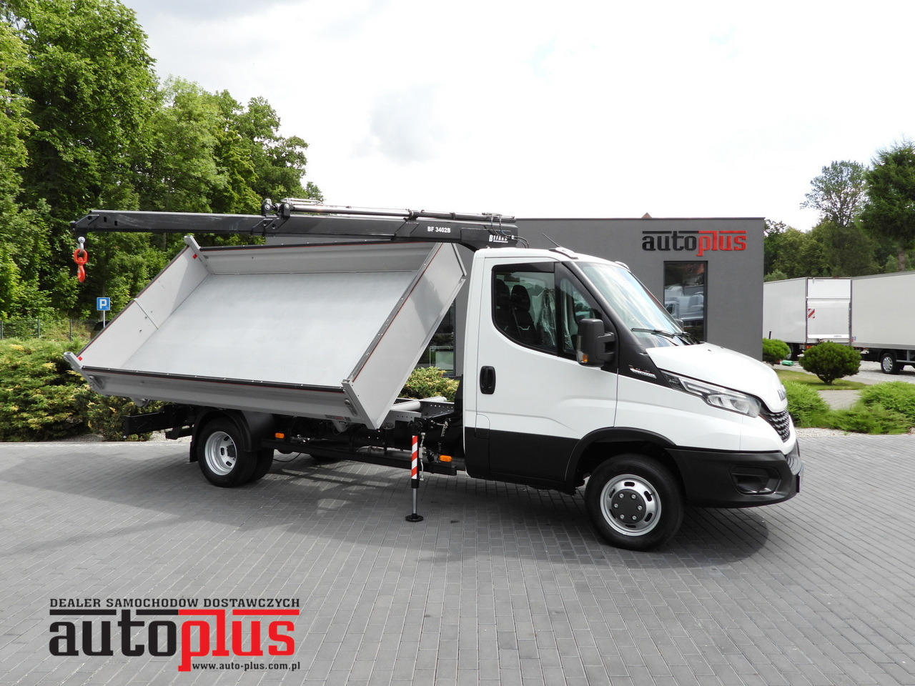 IVECO DAILY 35C18 THREE-WAY TIPPER 3 HDS SEATS CRUISE CONTROL LED LIGHTS AUTOMATIC TRANSMISSION HI-MATIC TWIN WHEELS AIR CONDITIONING 180HP - Xe ben nhỏ: hình 1 IVECO DAILY 35C18 THREE-WAY TIPPER 3 HDS SEATS CRUISE CONTROL LED LIGHTS AUTOMATIC TRANSMISSION HI-MATIC TWIN WHEELS AIR CONDITIONING 180HP - Xe ben nhỏ: hình 1