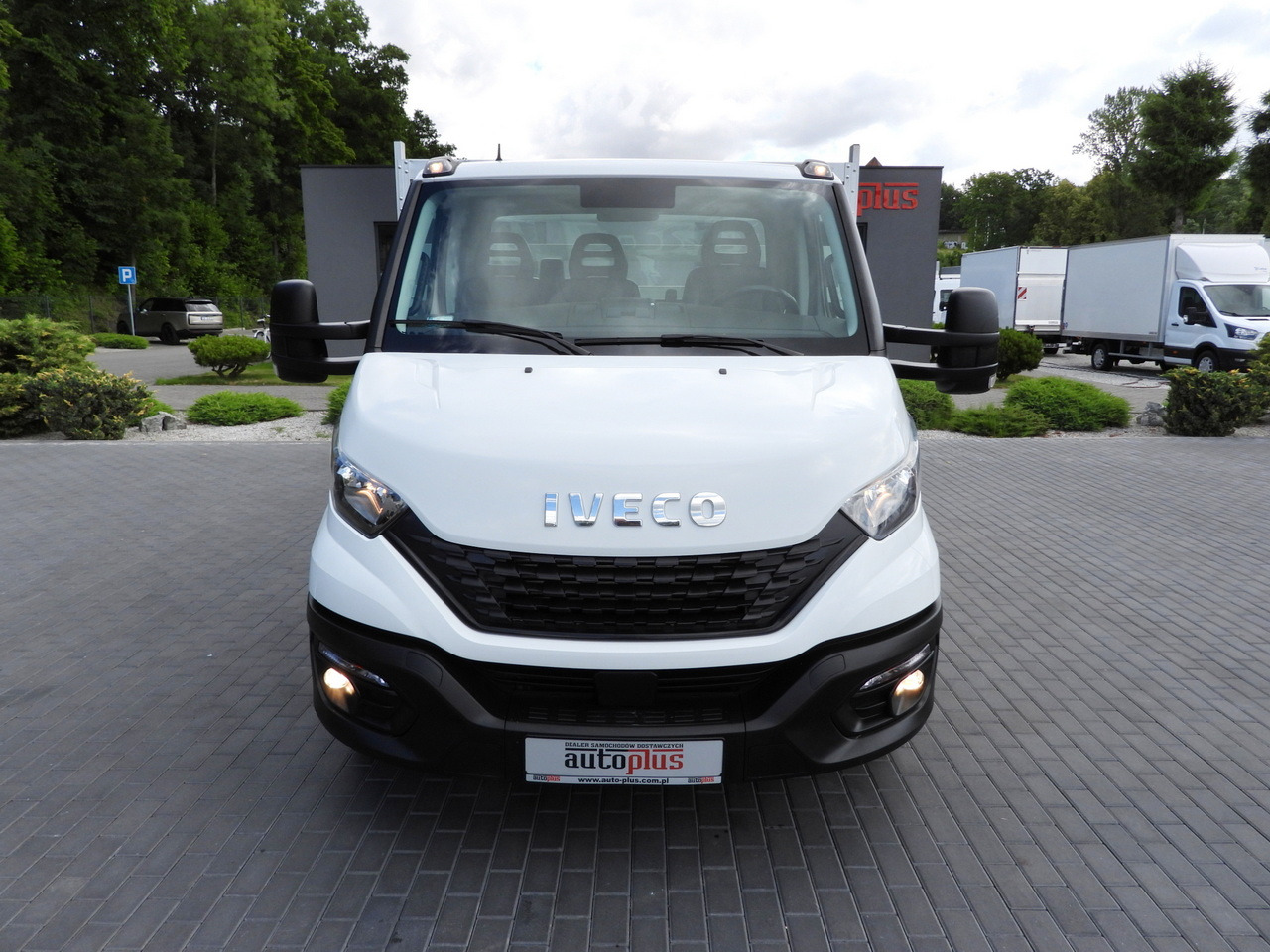 IVECO DAILY 35S16 STAKE BODY 10 PALLETS CRUISE CONTROL AIR CONDITIONING 160HP - Xe tải nhỏ phẳng: hình 5 IVECO DAILY 35S16 STAKE BODY 10 PALLETS CRUISE CONTROL AIR CONDITIONING 160HP - Xe tải nhỏ phẳng: hình 5