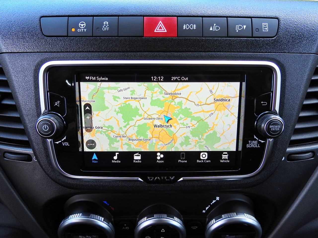 Xe van thùng mui bạt mới IVECO DAILY 35S18 NEW TARPAULIN 8 PALLETS CRUISE CONTROL NAVIGATION LED LIGHTS AUTOMATIC TRANSMISSION HI-MATIC MANUFACTURERS WARRANTY  180HP: hình 44