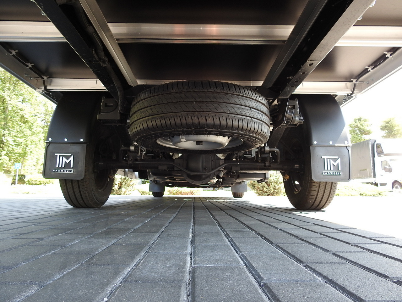 Xe van thùng mui bạt mới IVECO DAILY 35S18 NEW TARPAULIN 8 PALLETS CRUISE CONTROL NAVIGATION LED LIGHTS AUTOMATIC TRANSMISSION HI-MATIC MANUFACTURERS WARRANTY  180HP: hình 17