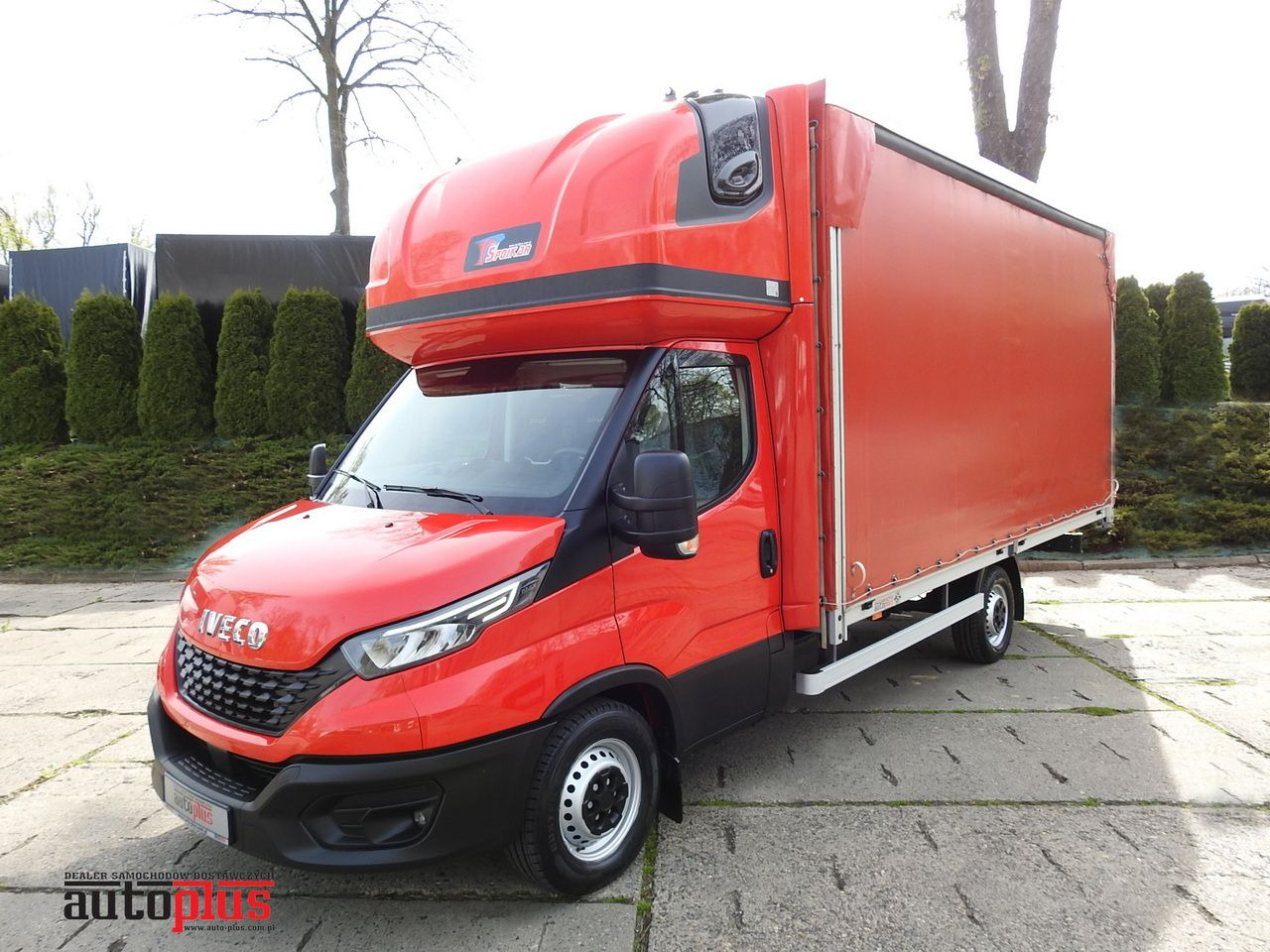 IVECO DAILY 35S18 TARPAULIN 10 PALLETS WEBASTO CRUISE CONTROL LED LIGHTS AIR CONDITIONING 180HP - Xe van thùng mui bạt: hình 1 IVECO DAILY 35S18 TARPAULIN 10 PALLETS WEBASTO CRUISE CONTROL LED LIGHTS AIR CONDITIONING 180HP - Xe van thùng mui bạt: hình 1