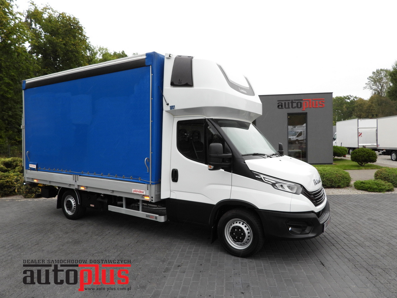 IVECO DAILY 35S18 TARPAULIN LIFT 8 PALLETS WEBASTO CRUISE CONTROL LED LIGHTS AIR CONDITIONING 180HP - Xe van thùng mui bạt: hình 1 IVECO DAILY 35S18 TARPAULIN LIFT 8 PALLETS WEBASTO CRUISE CONTROL LED LIGHTS AIR CONDITIONING 180HP - Xe van thùng mui bạt: hình 1