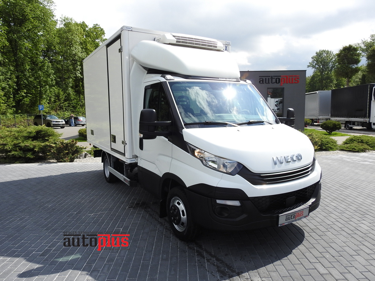 IVECO DAILY 50C15 REGRIGERATOR BOX -5*C POWER SUPPLY 230V AIR CONDITIONING TWIN WHEELS 150HP - Xe van đông lạnh: hình 1 IVECO DAILY 50C15 REGRIGERATOR BOX -5*C POWER SUPPLY 230V AIR CONDITIONING TWIN WHEELS 150HP - Xe van đông lạnh: hình 1