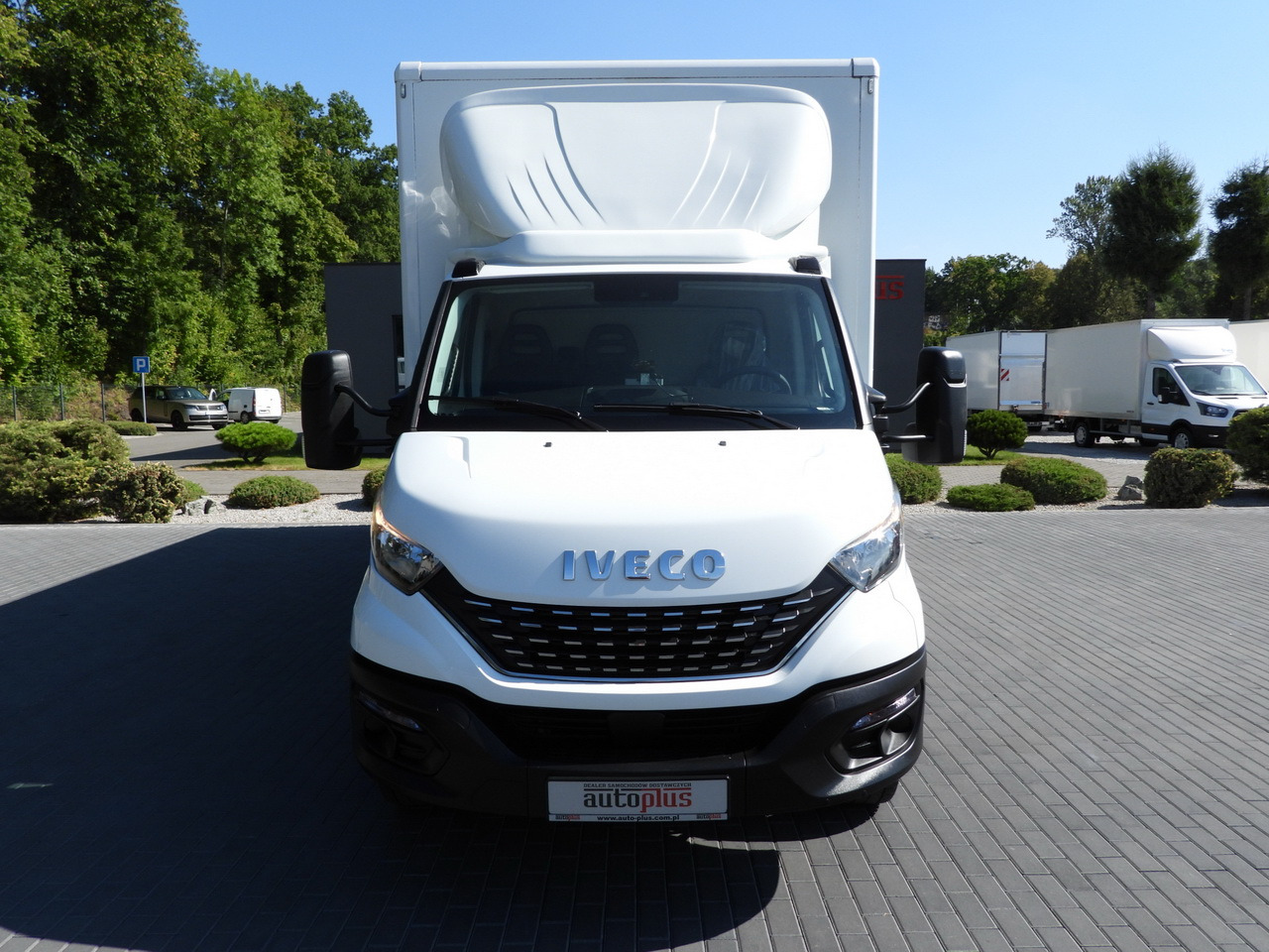 IVECO DAILY 72C18 LIFT 14 PALLETS CRUISE CONTROL PNEUMATICS AUTOMATIC TRANSMISSION HI-MATIC TWIN WHEELS AIR CONDITIONING 180HP - Xe tải nhỏ thùng kín: hình 5 IVECO DAILY 72C18 LIFT 14 PALLETS CRUISE CONTROL PNEUMATICS AUTOMATIC TRANSMISSION HI-MATIC TWIN WHEELS AIR CONDITIONING 180HP - Xe tải nhỏ thùng kín: hình 5