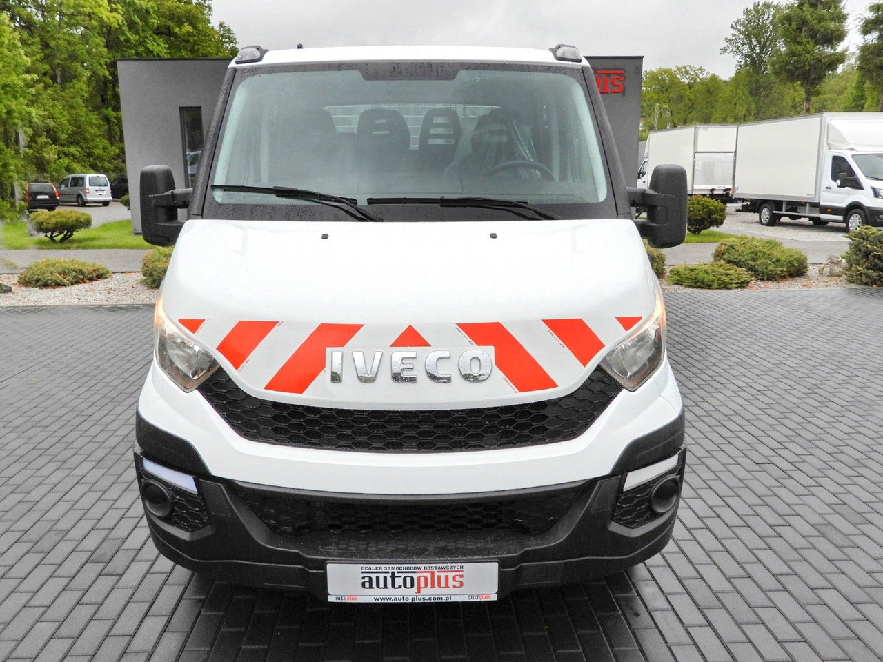 Iveco DAILY 35C13 KIPPER DOPPELKABINE DOKA 7 SITZE A/C - Xe ben nhỏ, Xe tải van: hình 5 Iveco DAILY 35C13 KIPPER DOPPELKABINE DOKA 7 SITZE A/C - Xe ben nhỏ, Xe tải van: hình 5