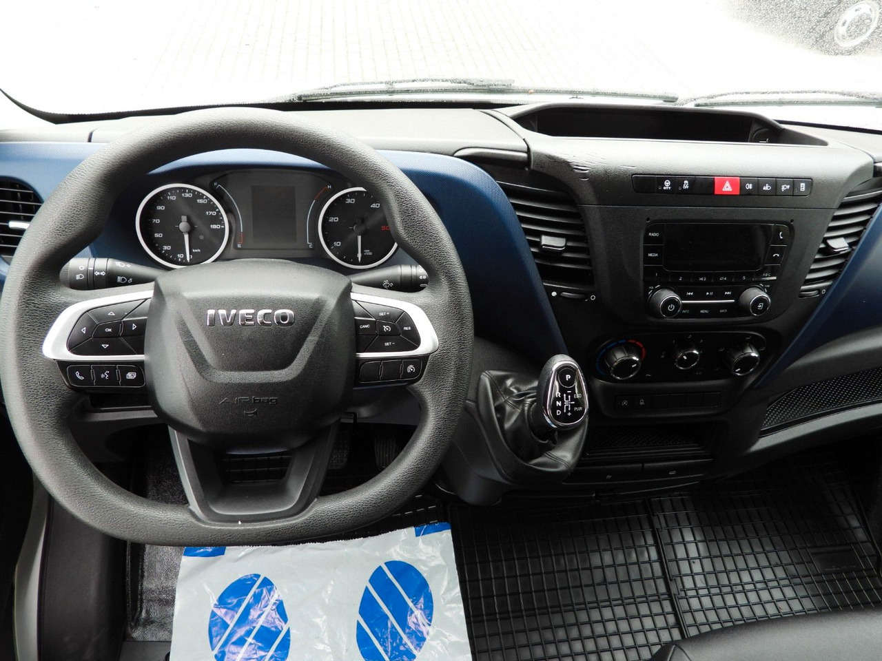 Cho thuê  Iveco DAILY 35S14 KÜHLKASTENWAGEN-10*C TEMPOMAT Iveco DAILY 35S14 KÜHLKASTENWAGEN-10*C TEMPOMAT: hình 24