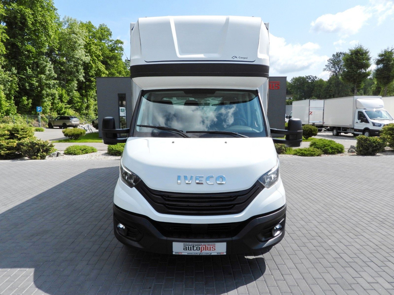Iveco DAILY 35S18 PRITSCHE PLANE 10 PALETTEN TEMPOMAT - Xe van thùng mui bạt: hình 5 Iveco DAILY 35S18 PRITSCHE PLANE 10 PALETTEN TEMPOMAT - Xe van thùng mui bạt: hình 5