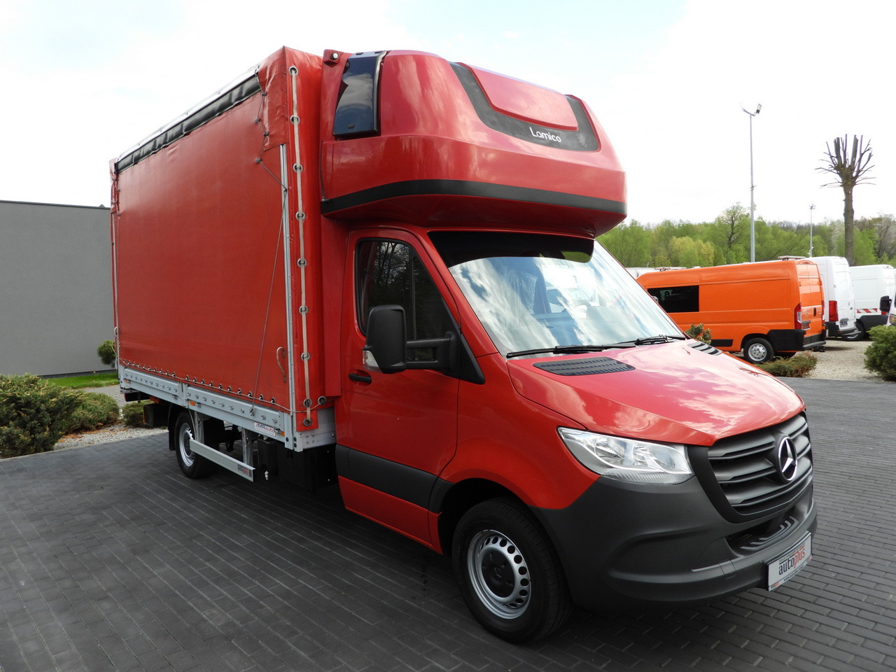 MERCEDES SPRINTER 316 8 PALLETS TARPAULIN LIFT CRUISE CONTROL AIR CONDITIONING 160HP - Xe van thùng mui bạt: hình 4 MERCEDES SPRINTER 316 8 PALLETS TARPAULIN LIFT CRUISE CONTROL AIR CONDITIONING 160HP - Xe van thùng mui bạt: hình 4