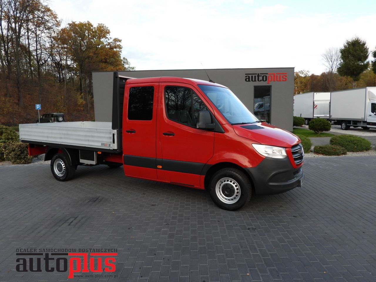 MERCEDES SPRINTER 316 STAKE BODY DOUBLE CABIN DOKA 7 SEATS AIR CONDITIONING 160HP - Xe tải van: hình 1 MERCEDES SPRINTER 316 STAKE BODY DOUBLE CABIN DOKA 7 SEATS AIR CONDITIONING 160HP - Xe tải van: hình 1