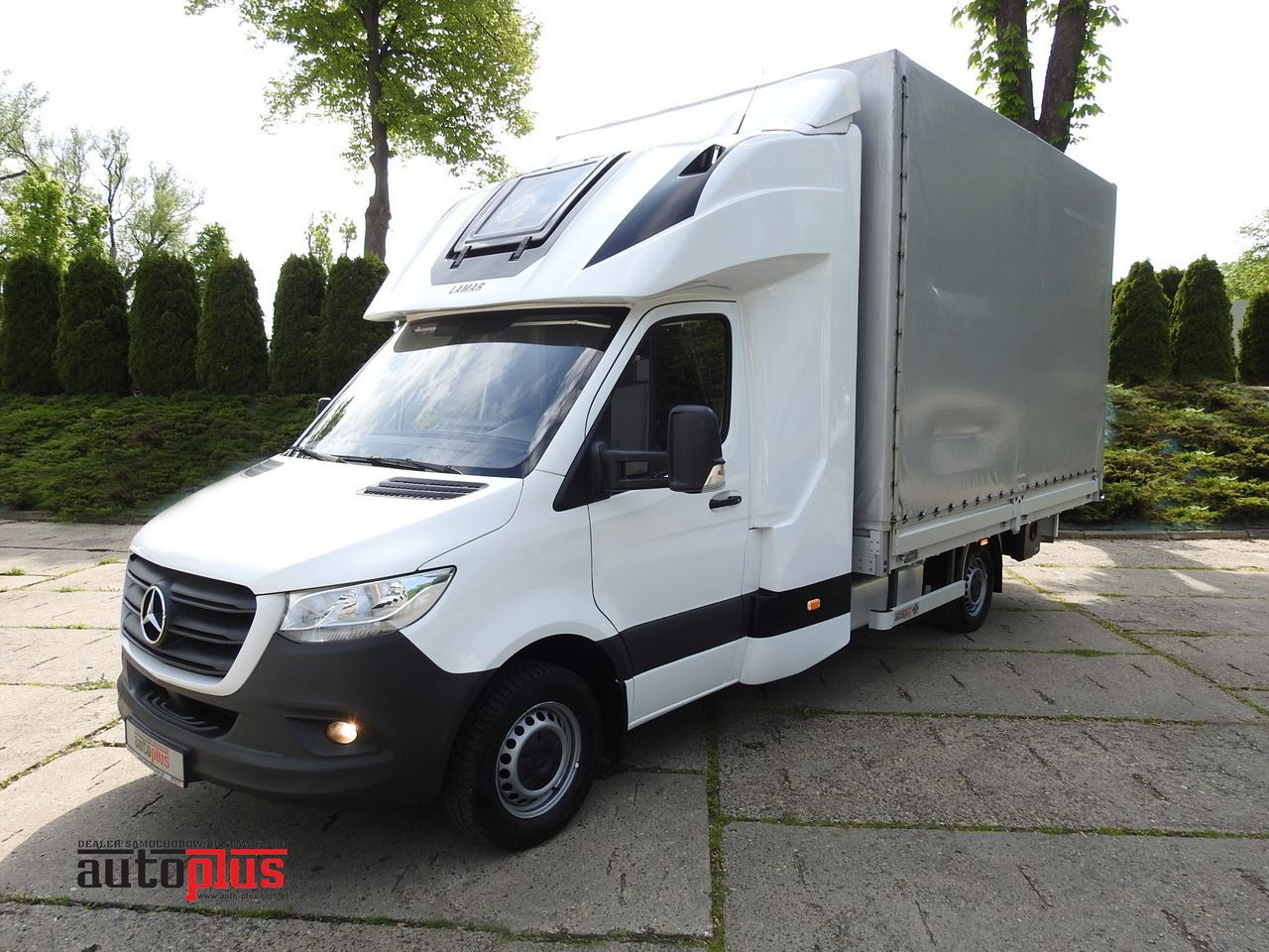 MERCEDES SPRINTER 316 TARPAULIN 10 PALLETS WEBASTO CRUISE CONTROL AIR CONDITIONING 165HP - Xe van thùng mui bạt: hình 1 MERCEDES SPRINTER 316 TARPAULIN 10 PALLETS WEBASTO CRUISE CONTROL AIR CONDITIONING 165HP - Xe van thùng mui bạt: hình 1