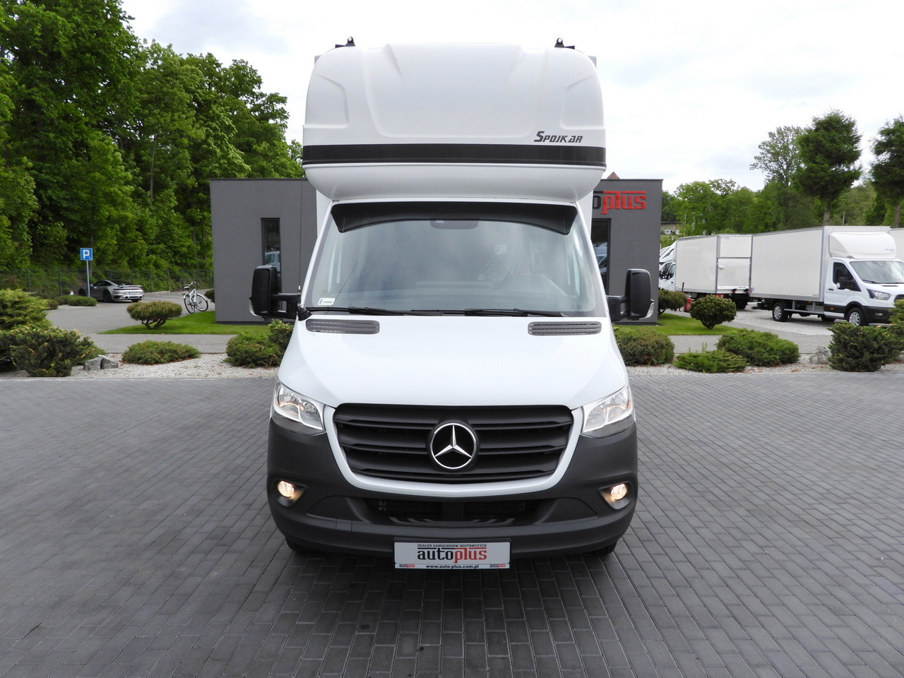 MERCEDES SPRINTER 519 TARPAULIN 8 PALLETS WEBASTO CRUISE CONTROL TWIN WHEELS AIR CONDITIONING 190HP - Xe van thùng mui bạt: hình 5 MERCEDES SPRINTER 519 TARPAULIN 8 PALLETS WEBASTO CRUISE CONTROL TWIN WHEELS AIR CONDITIONING 190HP - Xe van thùng mui bạt: hình 5