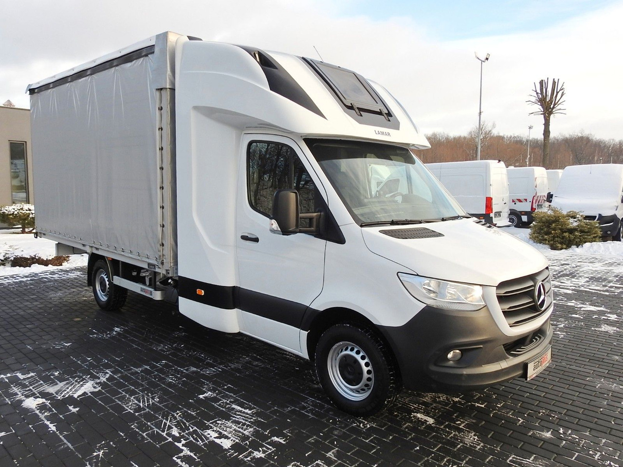 Mercedes-Benz SPRINTER 316 PRITSCHE PLANE 8 PALETTEN WEBASTO - Xe van thùng mui bạt, Xe tải van: hình 4 Mercedes-Benz SPRINTER 316 PRITSCHE PLANE 8 PALETTEN WEBASTO - Xe van thùng mui bạt, Xe tải van: hình 4