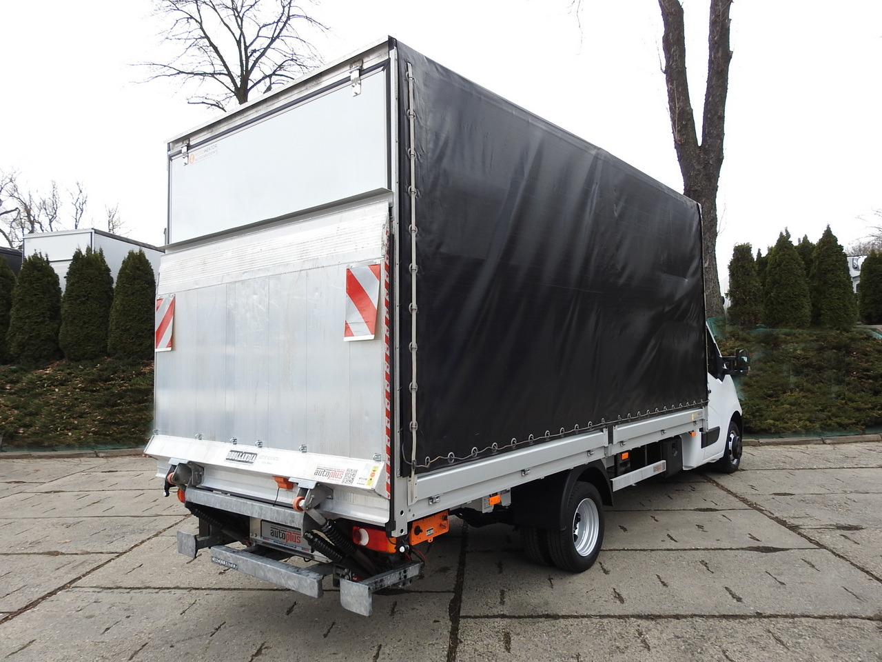 OPEL MOVANO TARPAULIN LIFT 10 PALLETS CRUISE CONTROL AIR CONDITIONING LED LIGHTS PNEUMATICS TWIN WHEELS 165HP - Xe van thùng mui bạt: hình 3 OPEL MOVANO TARPAULIN LIFT 10 PALLETS CRUISE CONTROL AIR CONDITIONING LED LIGHTS PNEUMATICS TWIN WHEELS 165HP - Xe van thùng mui bạt: hình 3