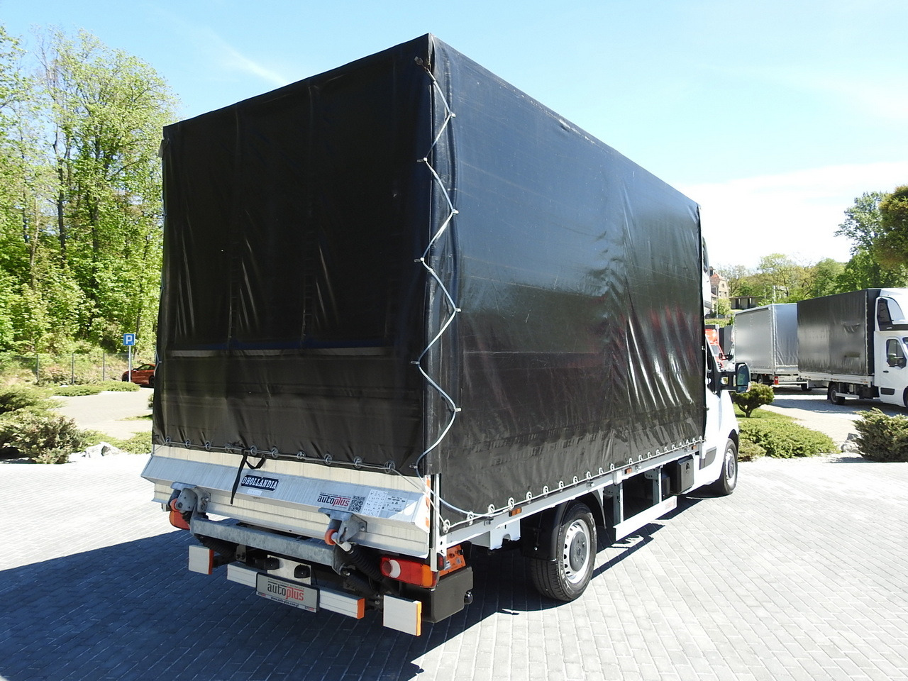OPEL MOVANO TARPAULIN LIFT 9 PALLETS WEBASTO CRUISE CONTROL LED LIGHTS PNEUMATICS AIR CONDITIONING 160HP - Xe van thùng mui bạt: hình 3 OPEL MOVANO TARPAULIN LIFT 9 PALLETS WEBASTO CRUISE CONTROL LED LIGHTS PNEUMATICS AIR CONDITIONING 160HP - Xe van thùng mui bạt: hình 3