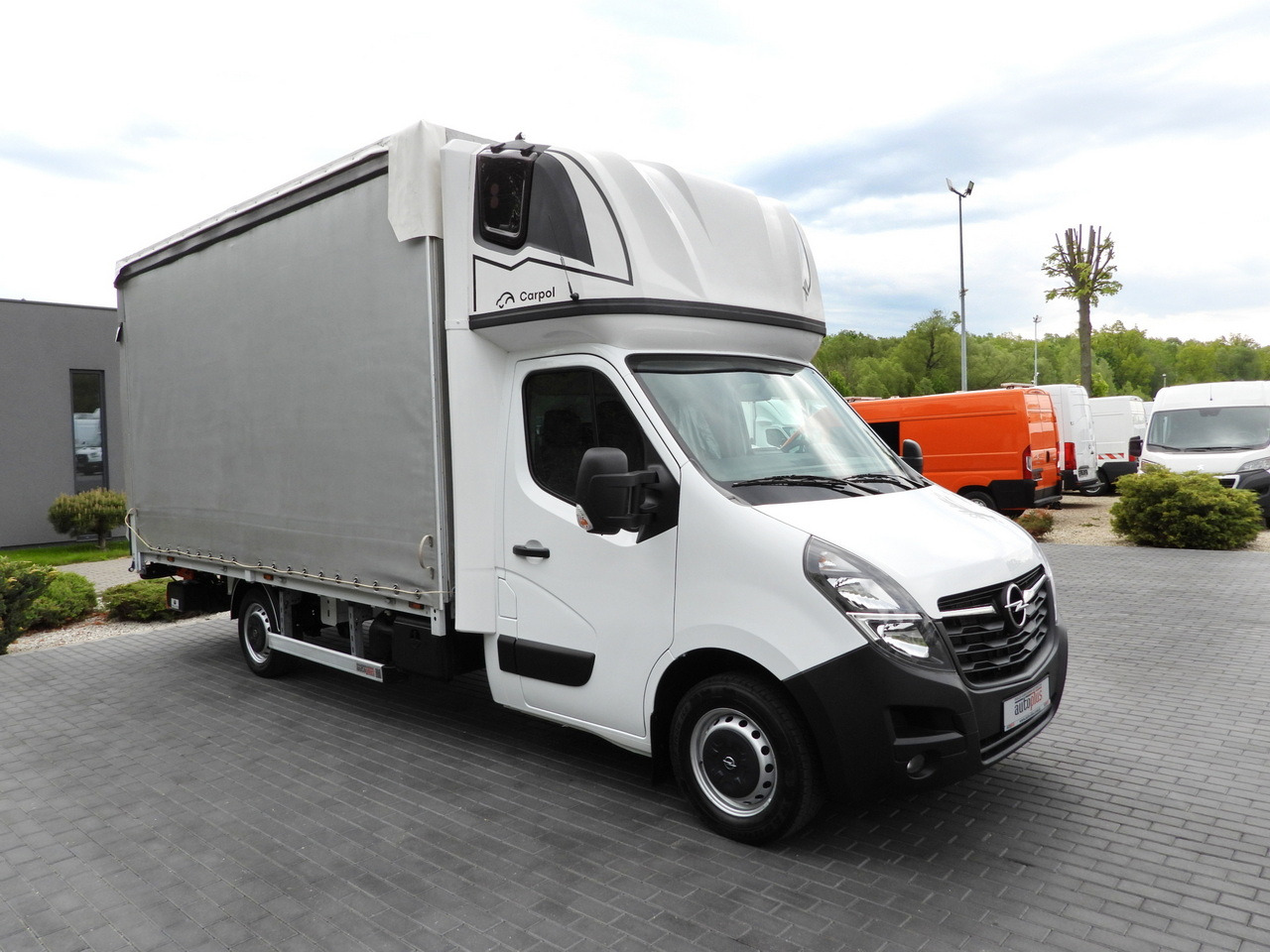 OPEL MOVANO TARPAULIN LIFT 9 PALLETS WEBASTO CRUISE CONTROL LED LIGHTS PNEUMATICS AIR CONDITIONING 165HP - Xe van thùng mui bạt: hình 4 OPEL MOVANO TARPAULIN LIFT 9 PALLETS WEBASTO CRUISE CONTROL LED LIGHTS PNEUMATICS AIR CONDITIONING 165HP - Xe van thùng mui bạt: hình 4