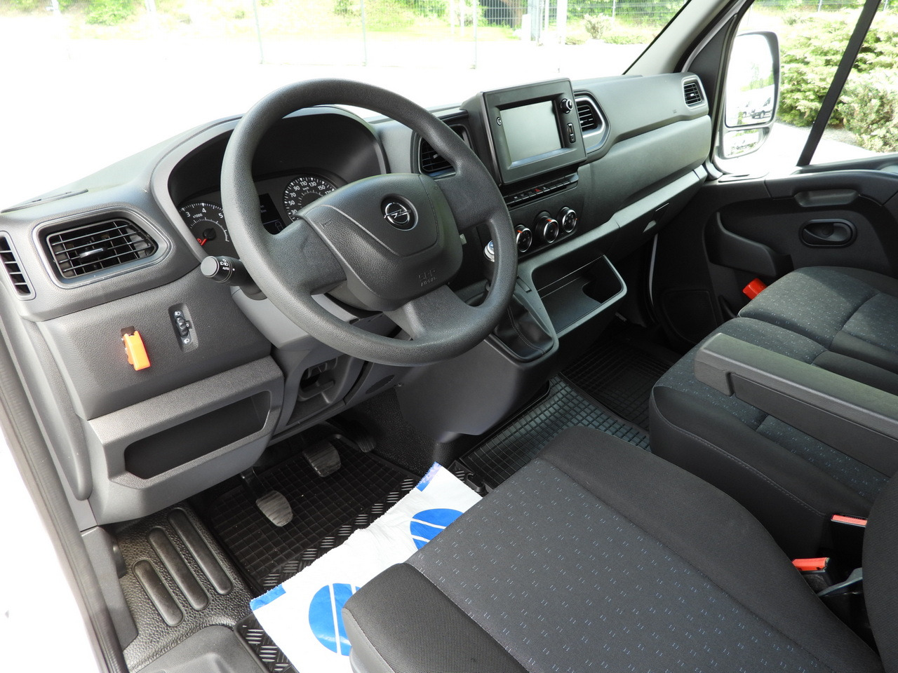 OPEL MOVANO VAN AIR CONDITIONING LED LIGHTS 150HP - Xe van chở hàng: hình 2 OPEL MOVANO VAN AIR CONDITIONING LED LIGHTS 150HP - Xe van chở hàng: hình 2