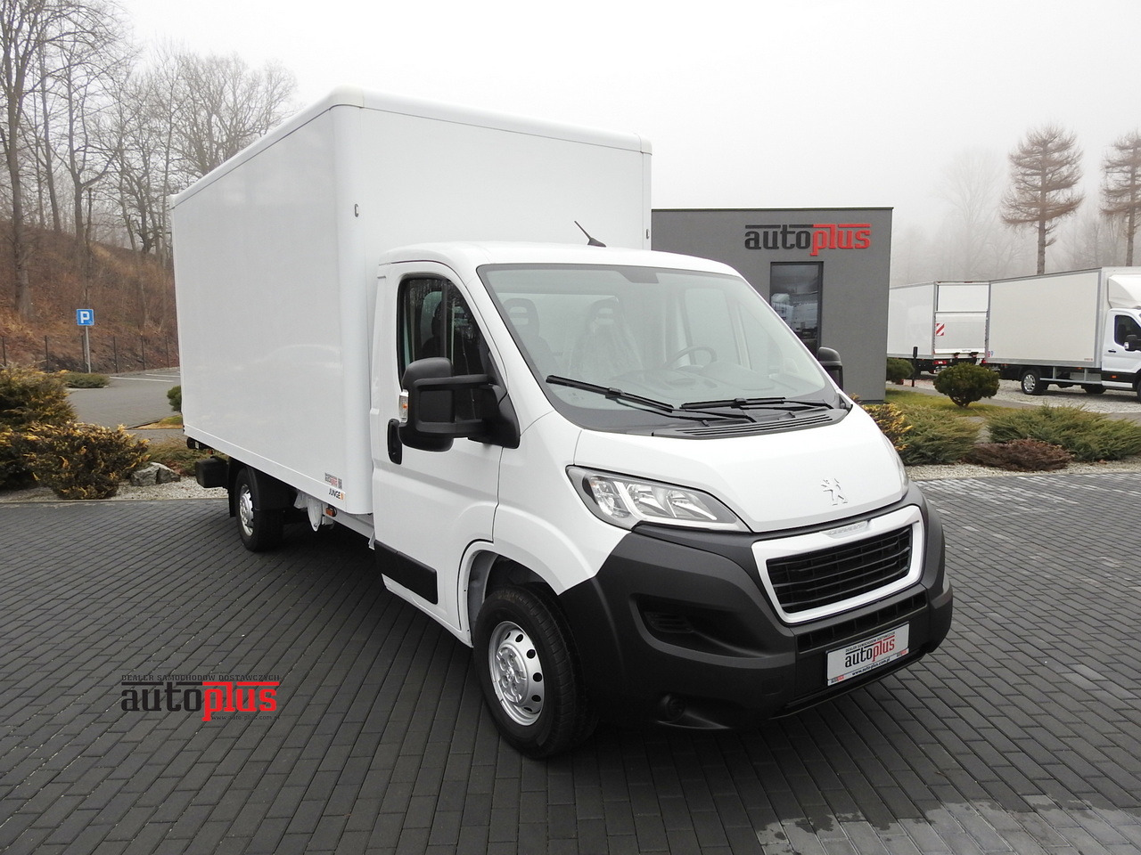 PEUGEOT BOXER BOX LIFT 8 PALLETS CRUISE CONTROL AIR CONDITIONING 140HP - Xe tải nhỏ thùng kín: hình 1 PEUGEOT BOXER BOX LIFT 8 PALLETS CRUISE CONTROL AIR CONDITIONING 140HP - Xe tải nhỏ thùng kín: hình 1