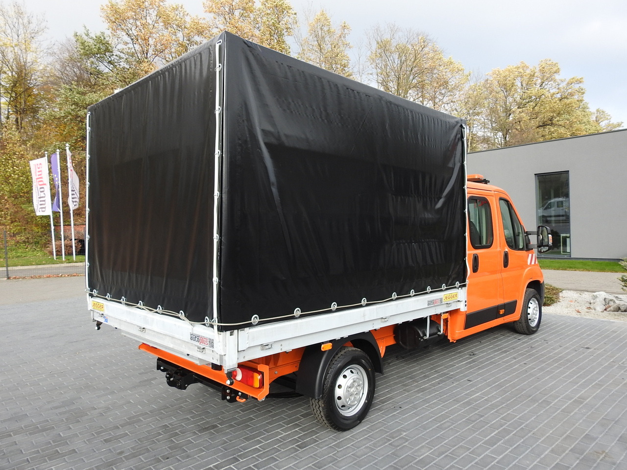 Xe tải nhỏ phẳng PEUGEOT BOXER STAKE BODY TARPAULIN DOUBLE CABIN DOKA 7 SEATS AIR CONDITIONING PNEUMATICS  140HP: hình 12