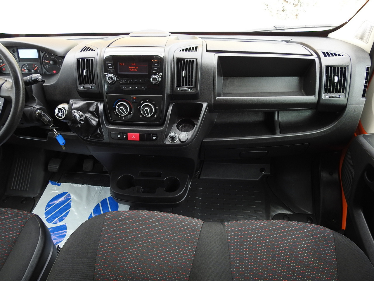 Xe tải nhỏ phẳng PEUGEOT BOXER STAKE BODY TARPAULIN DOUBLE CABIN DOKA 7 SEATS AIR CONDITIONING PNEUMATICS  140HP: hình 30