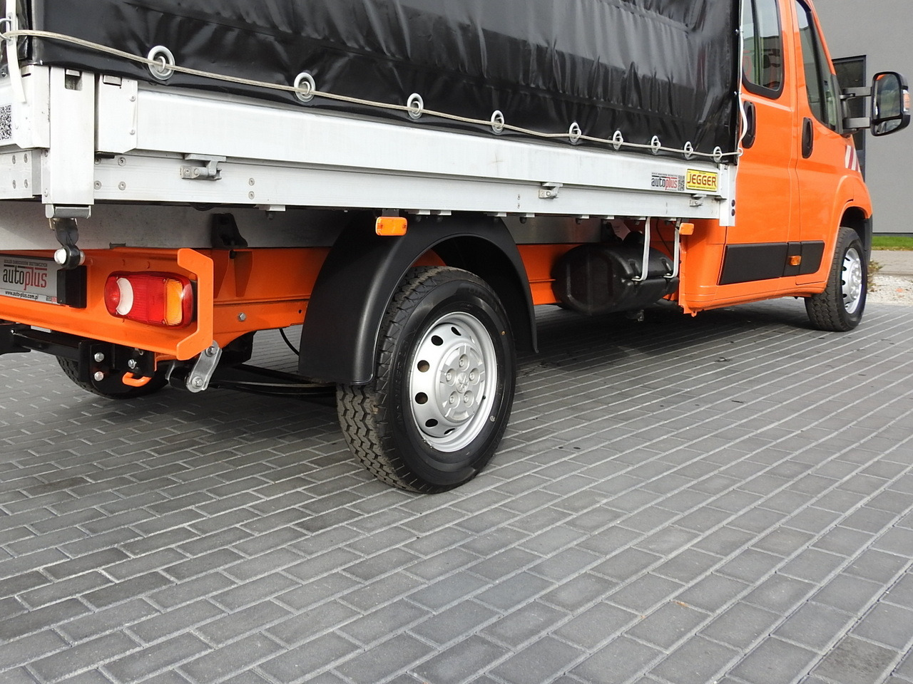 Xe tải nhỏ phẳng PEUGEOT BOXER STAKE BODY TARPAULIN DOUBLE CABIN DOKA 7 SEATS AIR CONDITIONING PNEUMATICS  140HP: hình 16