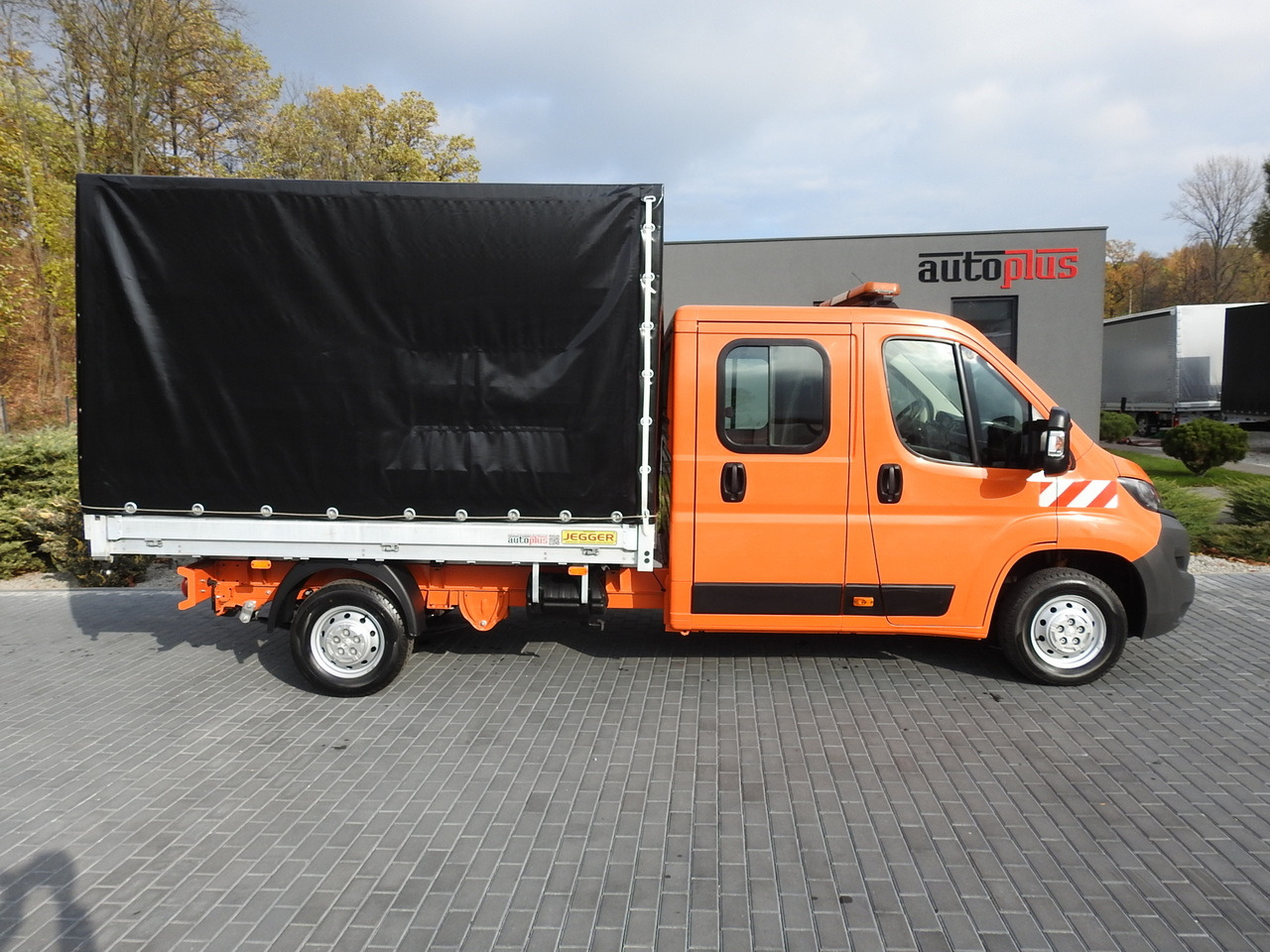 Xe tải nhỏ phẳng PEUGEOT BOXER STAKE BODY TARPAULIN DOUBLE CABIN DOKA 7 SEATS AIR CONDITIONING PNEUMATICS  140HP: hình 7