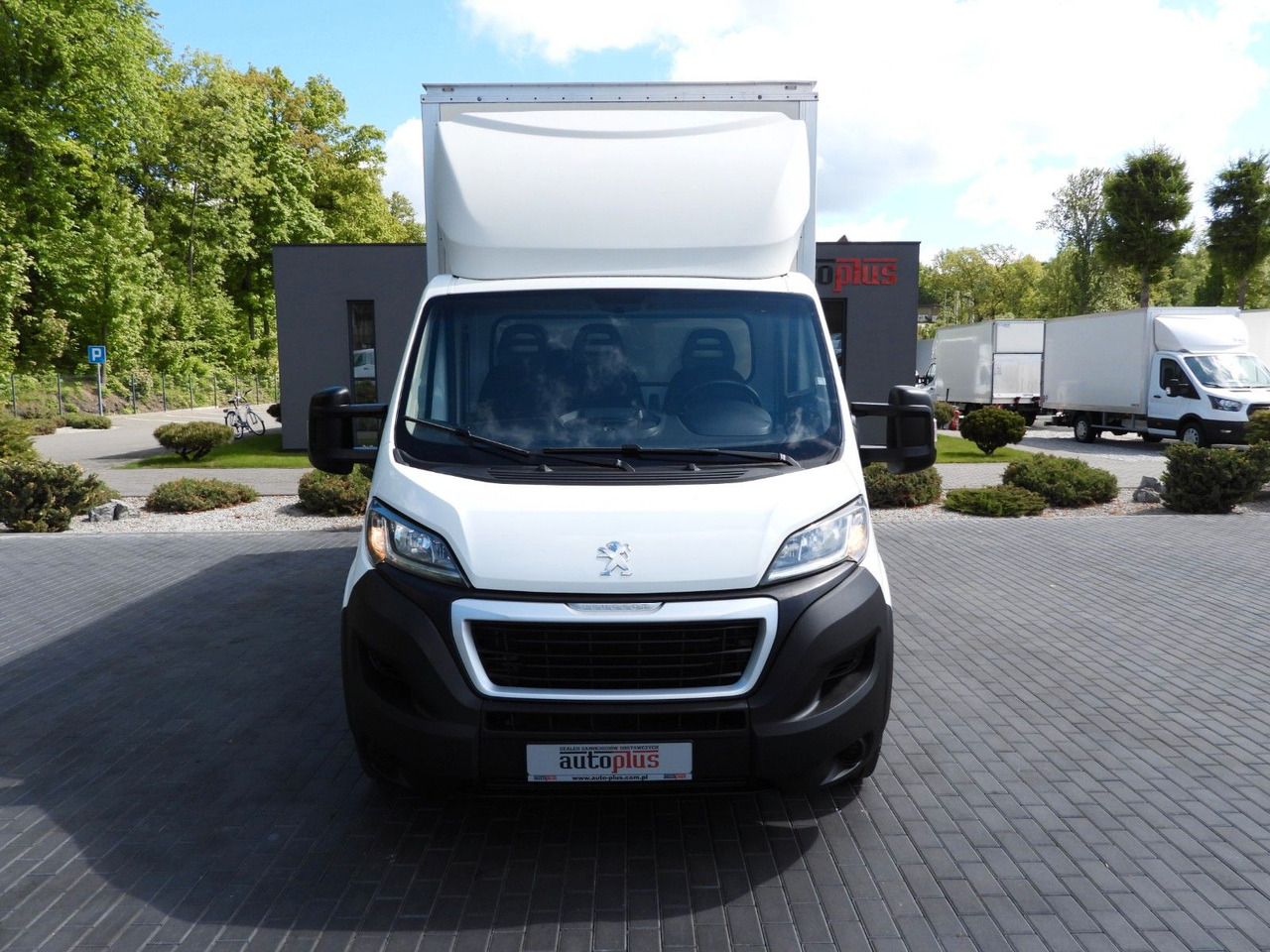 Peugeot BOXER KOFFER 8 PALETTEN TEMPOMAT KLIMAANLAGE Peugeot BOXER KOFFER 8 PALETTEN TEMPOMAT KLIMAANLAGE - Xe tải nhỏ thùng kín: hình 5 Peugeot BOXER KOFFER 8 PALETTEN TEMPOMAT KLIMAANLAGE Peugeot BOXER KOFFER 8 PALETTEN TEMPOMAT KLIMAANLAGE - Xe tải nhỏ thùng kín: hình 5