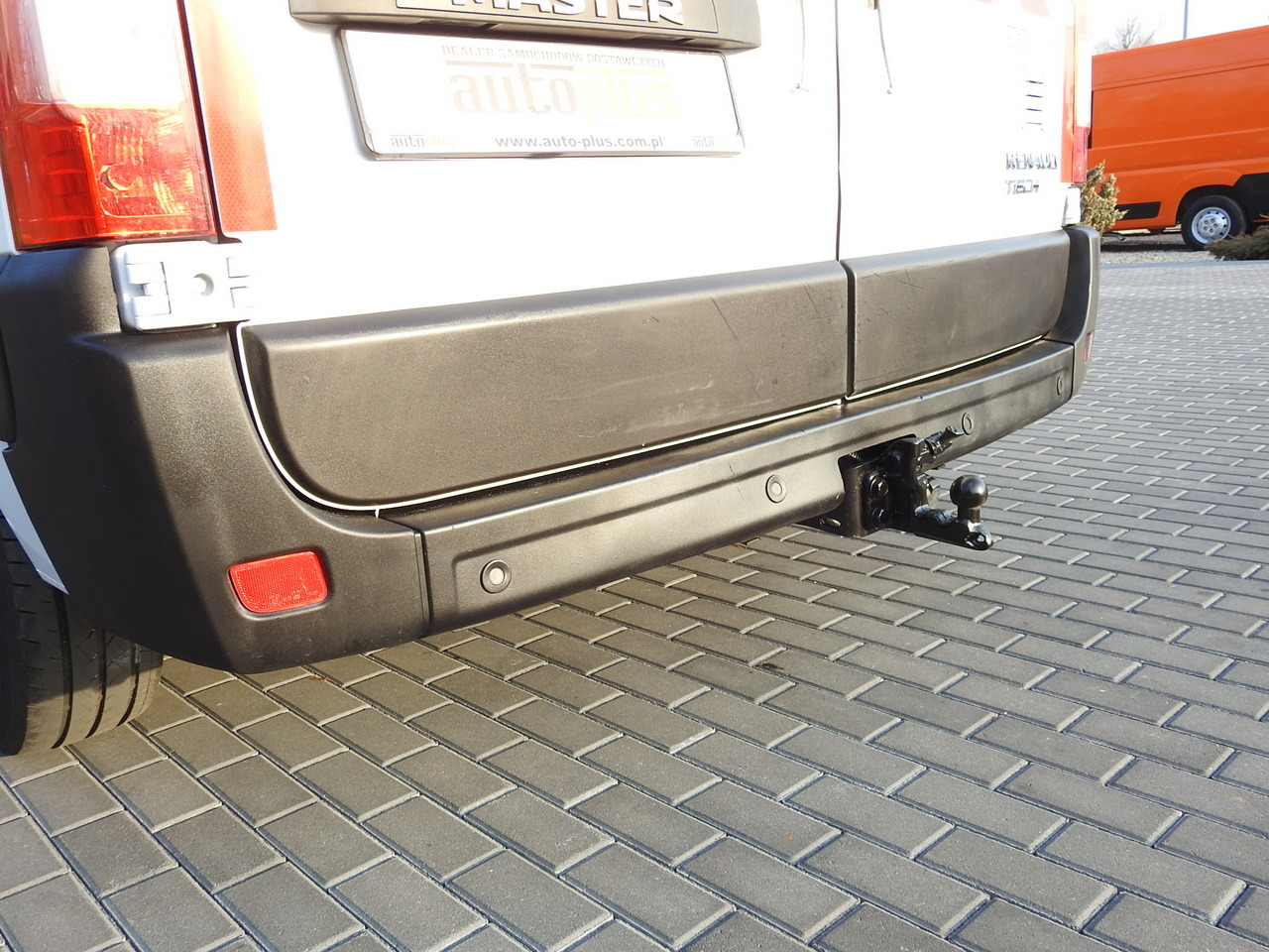 Xe van chở hàng RENAULT MASTER BOX DELIVERY VAN 7 SEATS CRUISE CONTROL AIR CONDITIONING 130HP: hình 18 Xe van chở hàng RENAULT MASTER BOX DELIVERY VAN 7 SEATS CRUISE CONTROL AIR CONDITIONING 130HP: hình 18