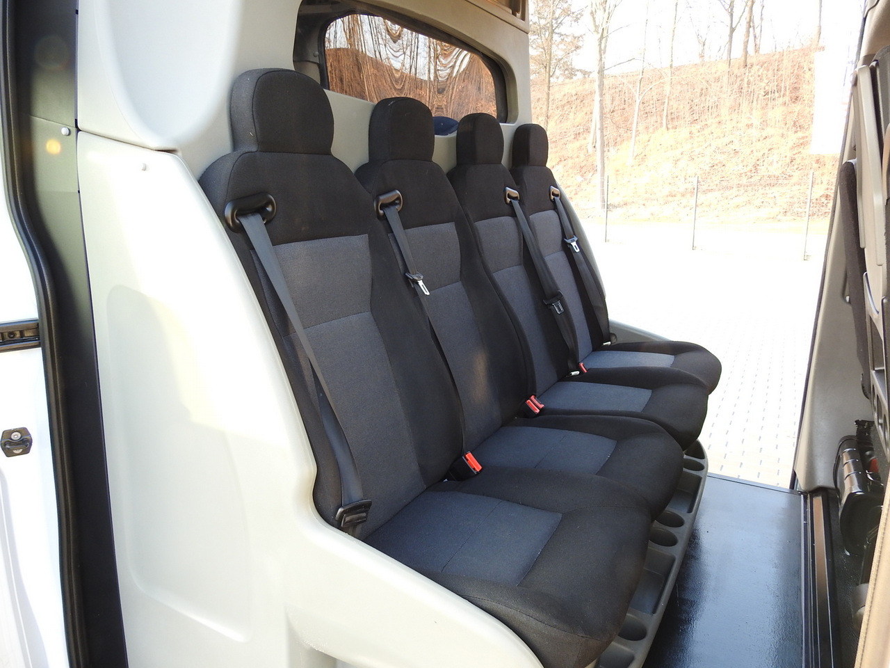 Xe van chở hàng RENAULT MASTER BOX DELIVERY VAN 7 SEATS CRUISE CONTROL AIR CONDITIONING 130HP: hình 35 Xe van chở hàng RENAULT MASTER BOX DELIVERY VAN 7 SEATS CRUISE CONTROL AIR CONDITIONING 130HP: hình 35