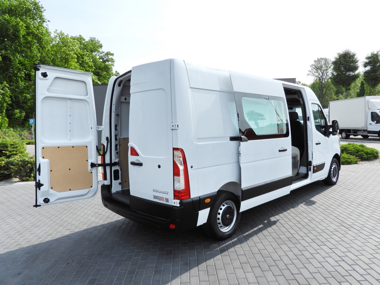 RENAULT MASTER BOX DELIVERY VAN 7 SEATS CRUISE CONTROL NAVIGATION LED LIGHTS AIR CONDITIONING 140HP - Xe van chở hàng: hình 3 RENAULT MASTER BOX DELIVERY VAN 7 SEATS CRUISE CONTROL NAVIGATION LED LIGHTS AIR CONDITIONING 140HP - Xe van chở hàng: hình 3