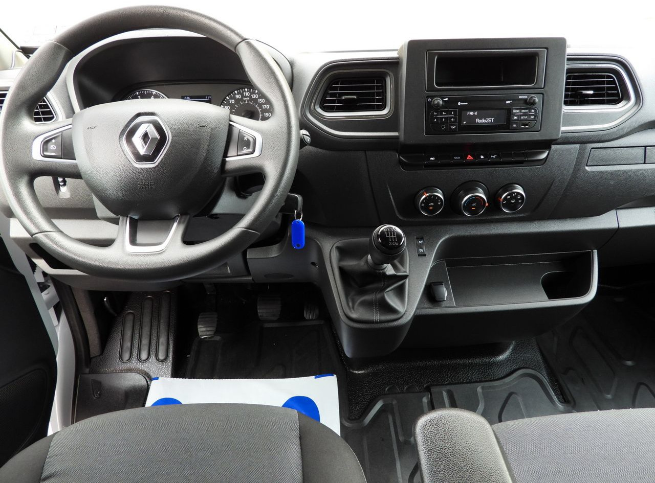 Xe van đông lạnh RENAULT MASTER REFRIGERATOR VAN 0*C CRUISE CONTROL LED LIGHTS AIR CONDITIONING 135HP: hình 34 Xe van đông lạnh RENAULT MASTER REFRIGERATOR VAN 0*C CRUISE CONTROL LED LIGHTS AIR CONDITIONING 135HP: hình 34