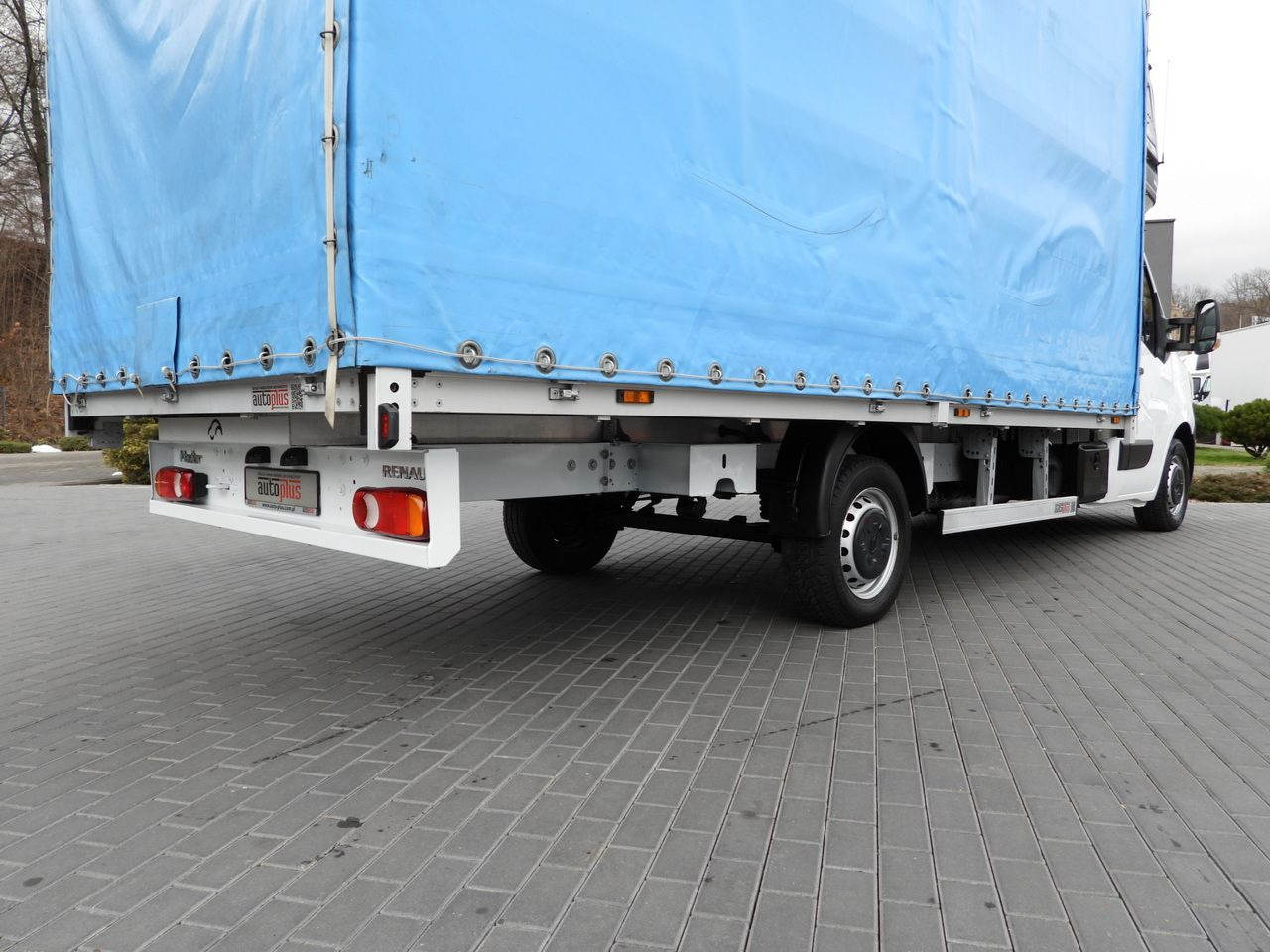 Xe van thùng mui bạt RENAULT MASTER TARPAULIN 10 PALLETS CRUISE CONTROL NAVIGATION LED LIGHTS PNEUMATICS AIR CONDITIONING 165HP: hình 27 Xe van thùng mui bạt RENAULT MASTER TARPAULIN 10 PALLETS CRUISE CONTROL NAVIGATION LED LIGHTS PNEUMATICS AIR CONDITIONING 165HP: hình 27
