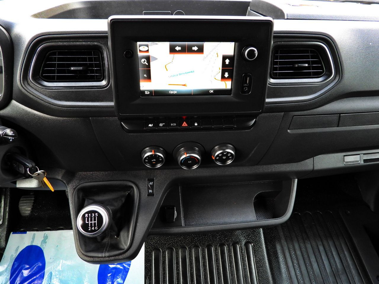 Xe van thùng mui bạt RENAULT MASTER TARPAULIN 10 PALLETS CRUISE CONTROL NAVIGATION LED LIGHTS PNEUMATICS AIR CONDITIONING 165HP: hình 38 Xe van thùng mui bạt RENAULT MASTER TARPAULIN 10 PALLETS CRUISE CONTROL NAVIGATION LED LIGHTS PNEUMATICS AIR CONDITIONING 165HP: hình 38