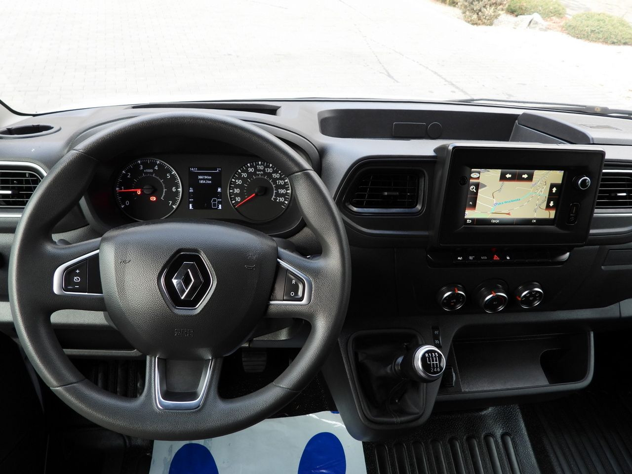 Xe van thùng mui bạt RENAULT MASTER TARPAULIN 10 PALLETS CRUISE CONTROL NAVIGATION LED LIGHTS PNEUMATICS AIR CONDITIONING 165HP: hình 34 Xe van thùng mui bạt RENAULT MASTER TARPAULIN 10 PALLETS CRUISE CONTROL NAVIGATION LED LIGHTS PNEUMATICS AIR CONDITIONING 165HP: hình 34