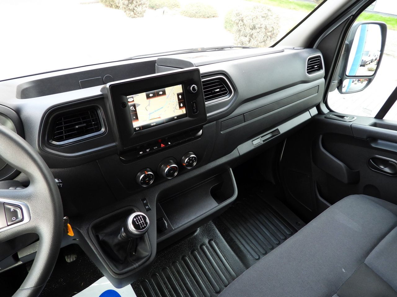 Xe van thùng mui bạt RENAULT MASTER TARPAULIN 10 PALLETS CRUISE CONTROL NAVIGATION LED LIGHTS PNEUMATICS AIR CONDITIONING 165HP: hình 36 Xe van thùng mui bạt RENAULT MASTER TARPAULIN 10 PALLETS CRUISE CONTROL NAVIGATION LED LIGHTS PNEUMATICS AIR CONDITIONING 165HP: hình 36