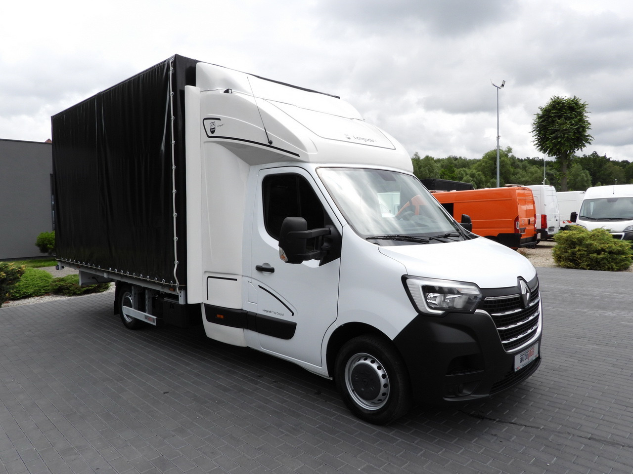 RENAULT MASTER TARPAULIN 10 PALLETS WEBASTO CRUISE CONTROL LED LIGHTS PNEUMATICS AIR CONDITIONING 165HP - Xe van thùng mui bạt: hình 4 RENAULT MASTER TARPAULIN 10 PALLETS WEBASTO CRUISE CONTROL LED LIGHTS PNEUMATICS AIR CONDITIONING 165HP - Xe van thùng mui bạt: hình 4