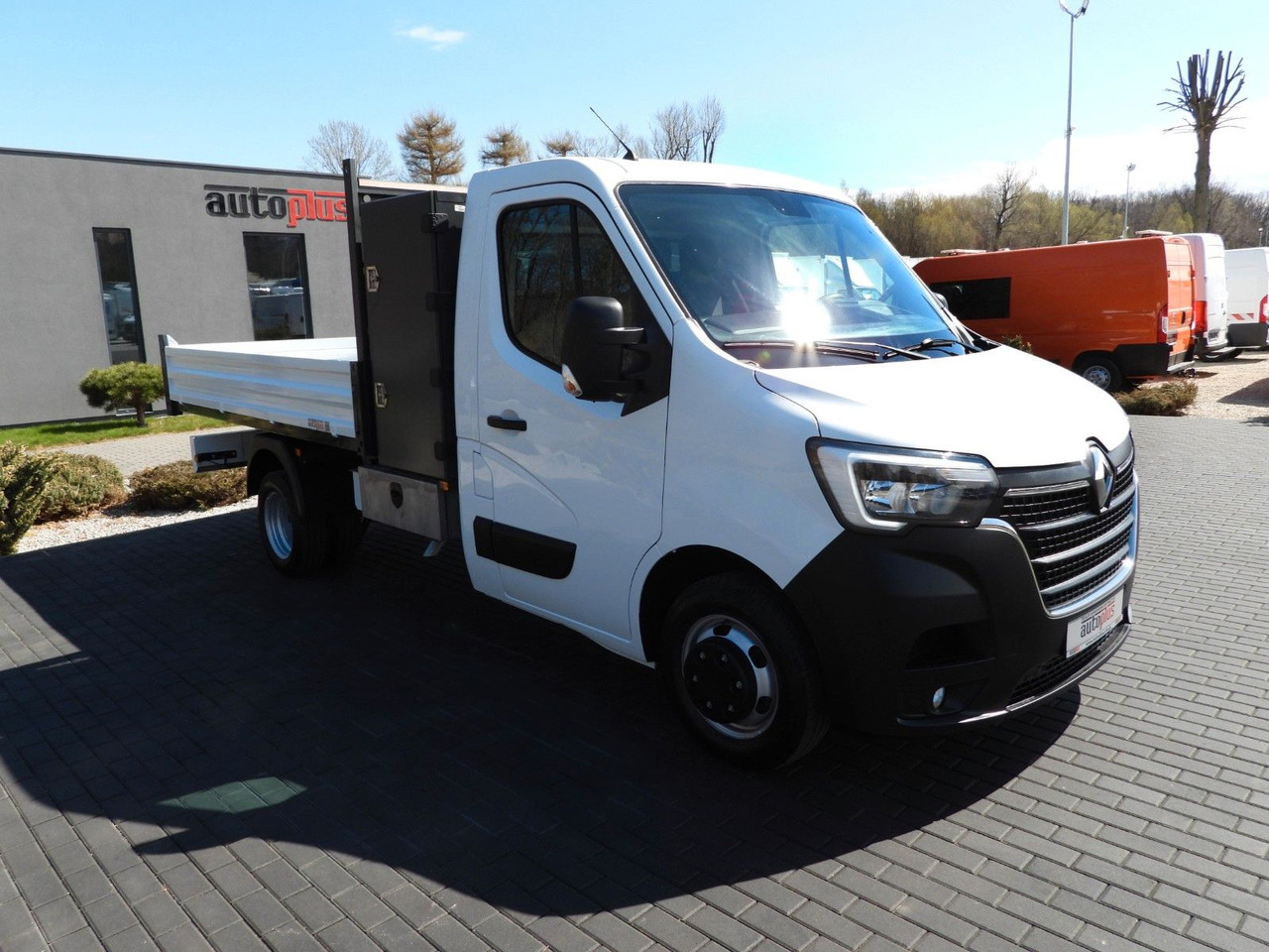 Renault MASTER KIPPER TEMPOMAT NAVIGATION LED LICHTER - Xe ben nhỏ: hình 4 Renault MASTER KIPPER TEMPOMAT NAVIGATION LED LICHTER - Xe ben nhỏ: hình 4