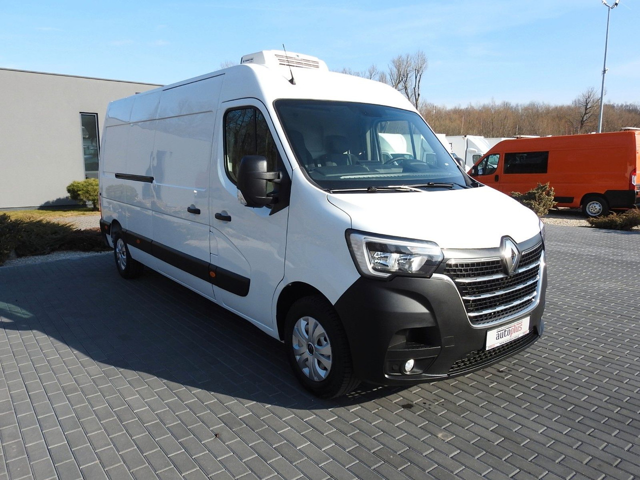 Renault MASTER KÜHLKASTENWAGEN 0*C LED LICHTER A/C Renault MASTER KÜHLKASTENWAGEN 0*C LED LICHTER A/C - Xe van đông lạnh: hình 4 Renault MASTER KÜHLKASTENWAGEN 0*C LED LICHTER A/C Renault MASTER KÜHLKASTENWAGEN 0*C LED LICHTER A/C - Xe van đông lạnh: hình 4
