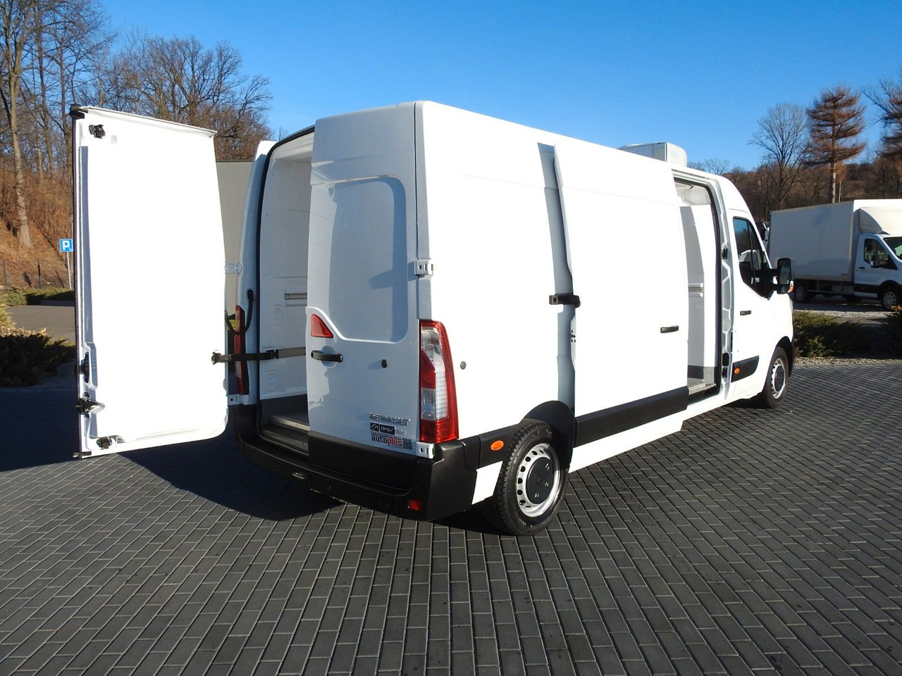 Renault MASTER KÜHLKASTENWAGEN -5*C HEIZFUNKTION A/C Renault MASTER KÜHLKASTENWAGEN -5*C HEIZFUNKTION A/C - Xe van đông lạnh: hình 3 Renault MASTER KÜHLKASTENWAGEN -5*C HEIZFUNKTION A/C Renault MASTER KÜHLKASTENWAGEN -5*C HEIZFUNKTION A/C - Xe van đông lạnh: hình 3